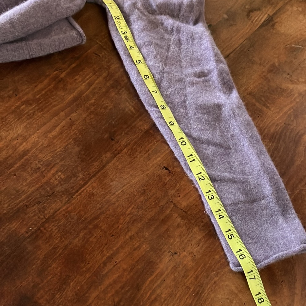 Cashmere Sweater - Picture 8 of 10